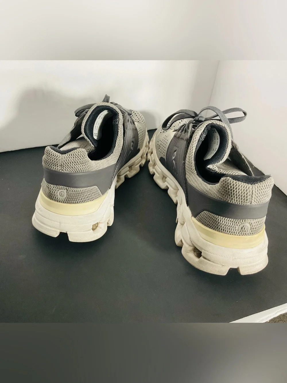 On Running Men's Grey and Cream Cloudrunning Athletic Sneakers